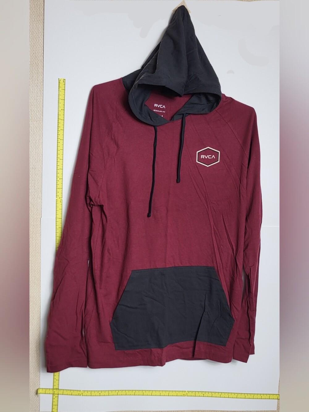 New RVCA Mens Regular Fit Pullover Hoodie Burgundy/Black Logo Kangaroo Pocket L